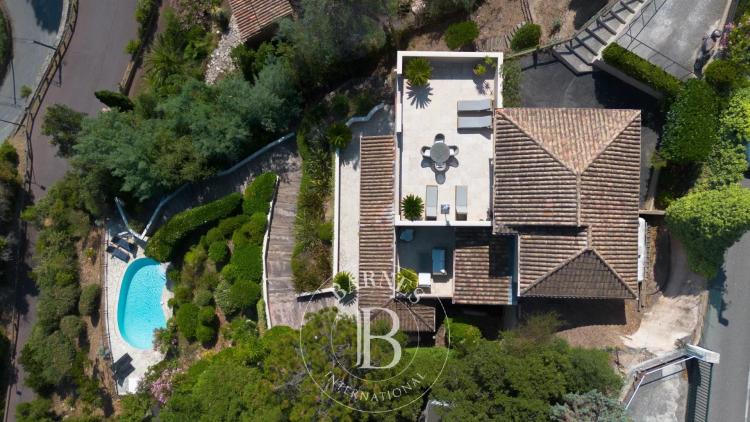 MAGNIFIQUE VILLA THEOULE SUR MER