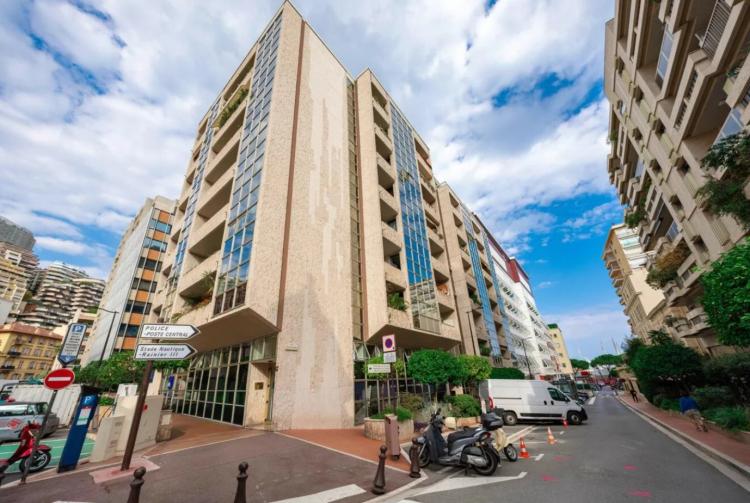 Appartement rénové de 2 chambres