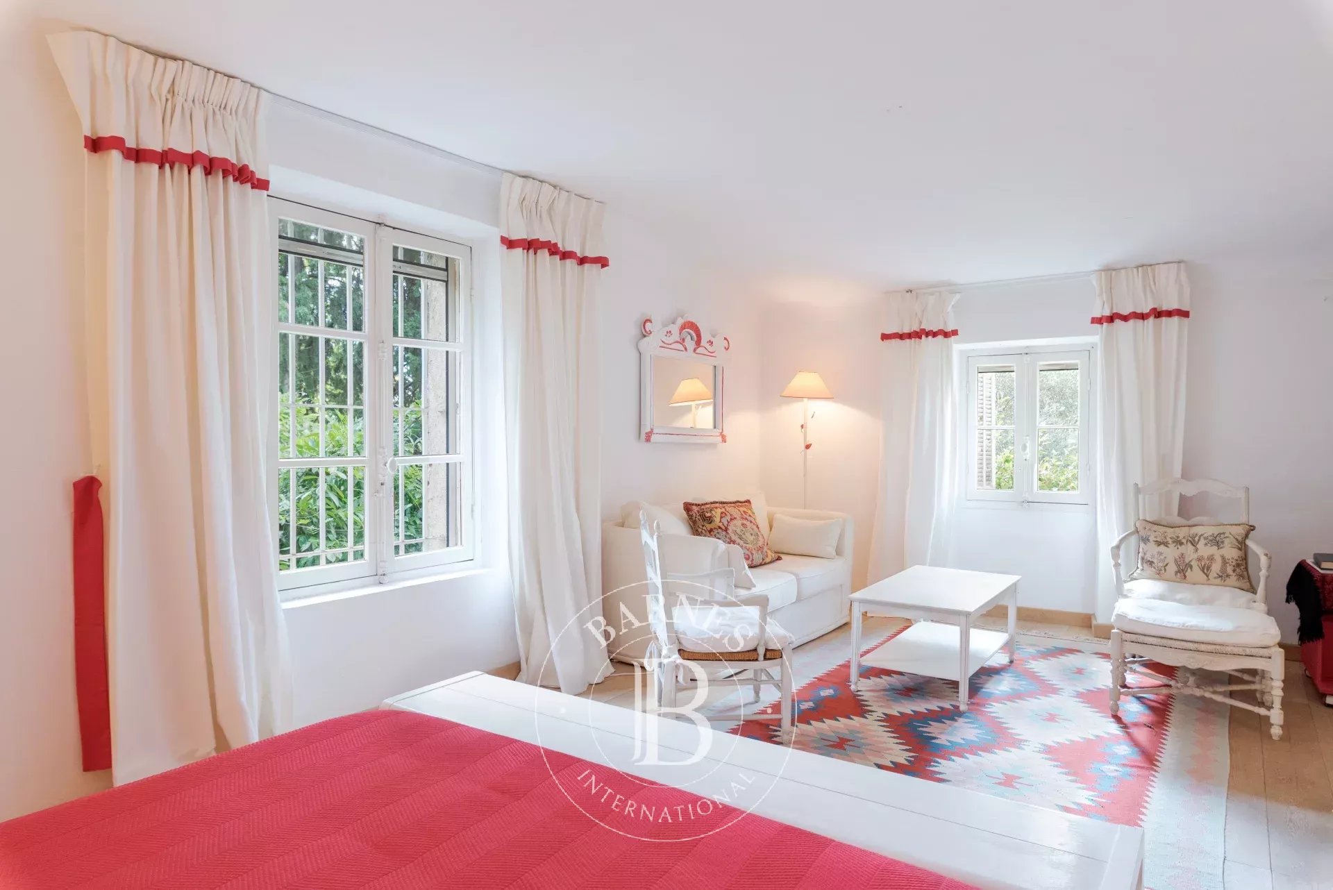 Vence - La Bastide de la Sine, propriété d’exception en pierres du XVIIIe siècle