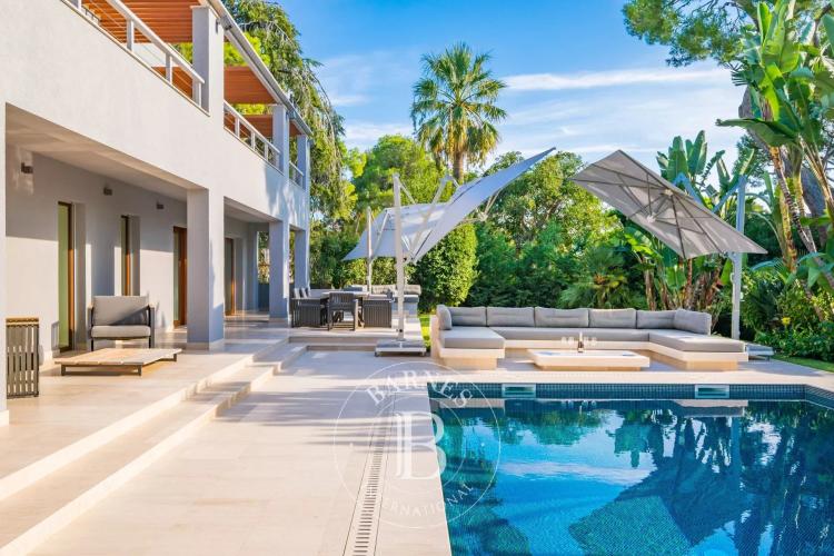 SAINT-JEAN-CAP-FERRAT - VILLA RENOVÉE A NEUF - PROCHE DU GRAND HÔTEL