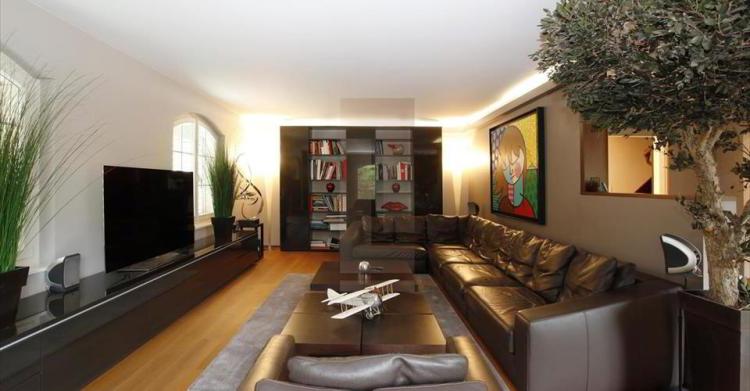 3lIVE_lookmove_230278193_7.jpg