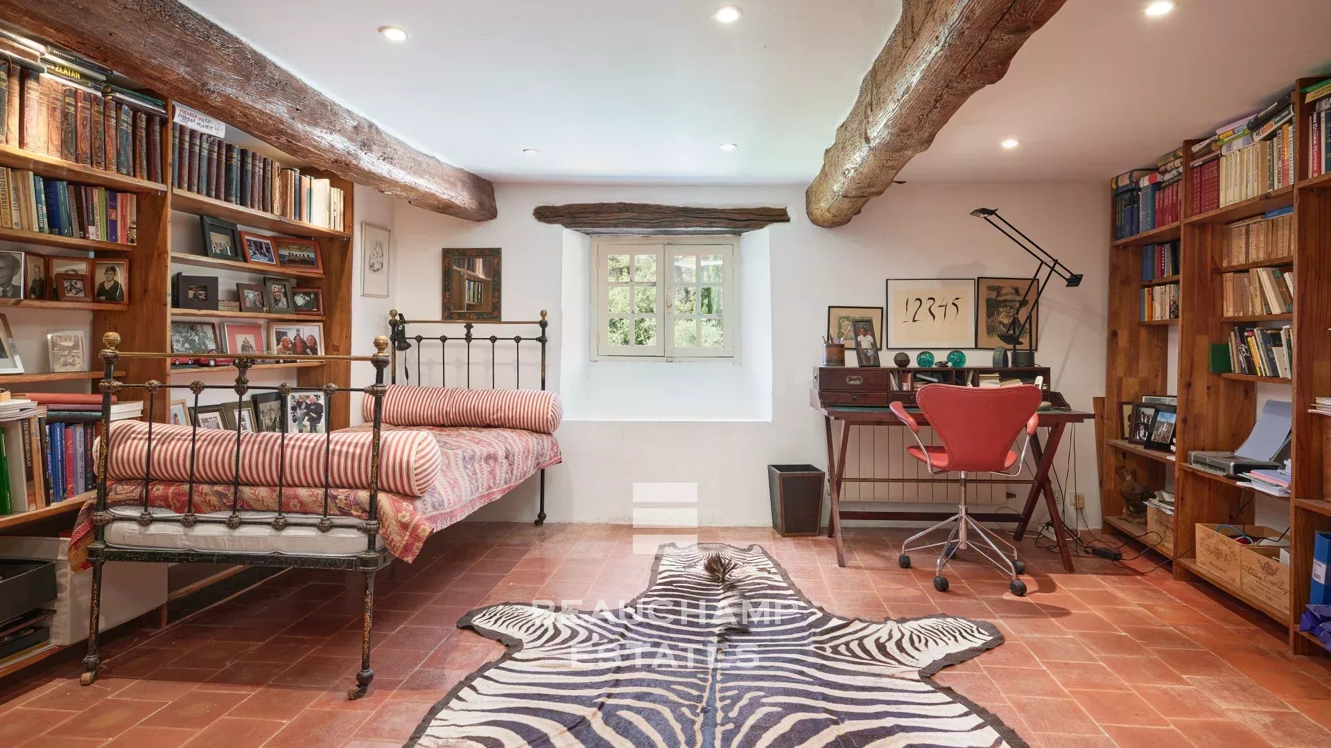 Bastide en pierre avec 7 chambres - Fayence