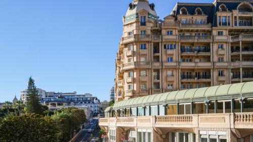 5 PIÈCES EN PLEIN CENTRE DE MONACO