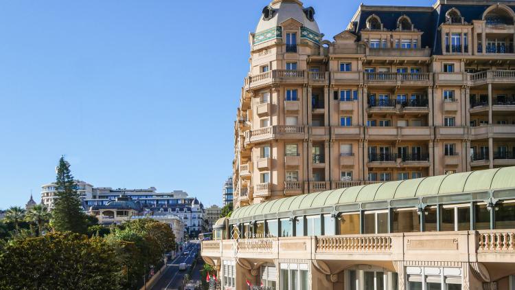 5 PIÈCES EN PLEIN CENTRE DE MONACO