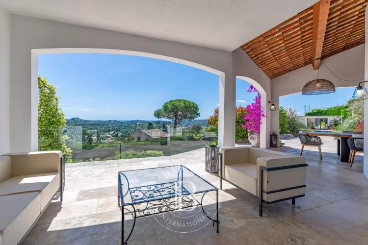 Aux portes de Saint-Paul de Vence - Superbe villa vue panoramique mer