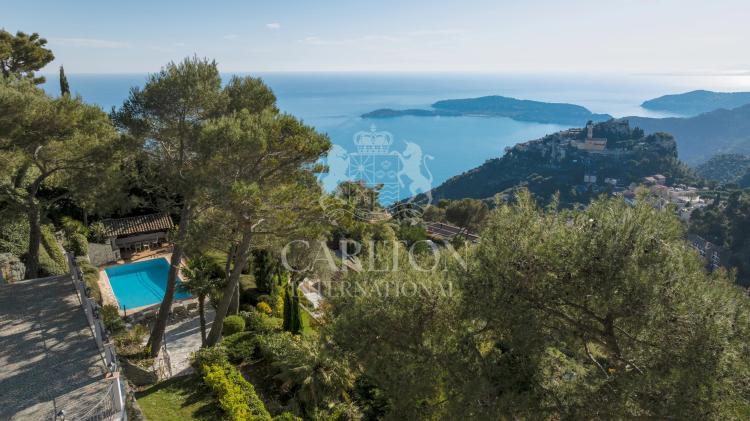 Èze – Élégante villa provençale avec vue mer exceptionnelle
