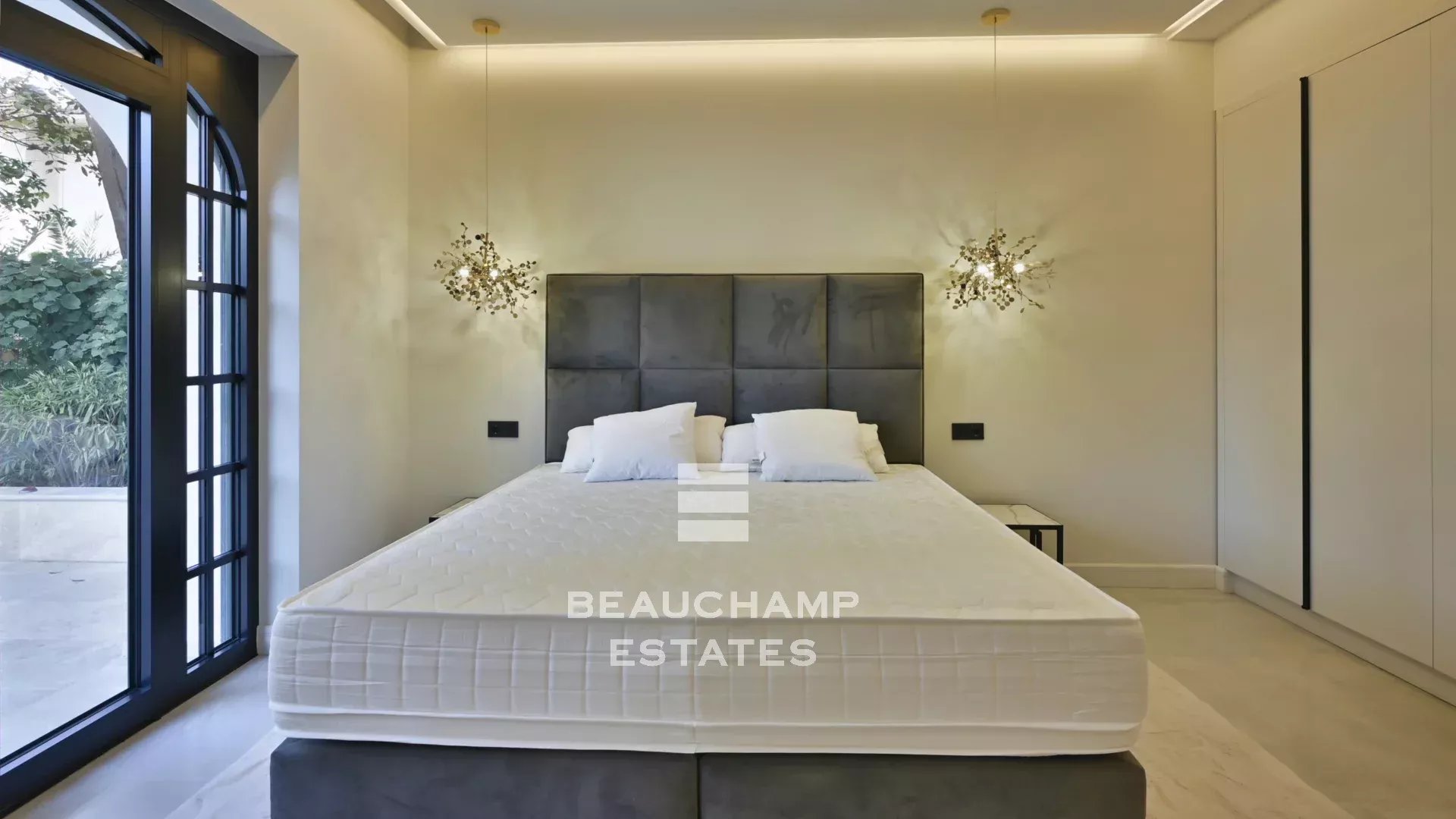 villa art déco 6 chambres avec piscine - cap d'antibes