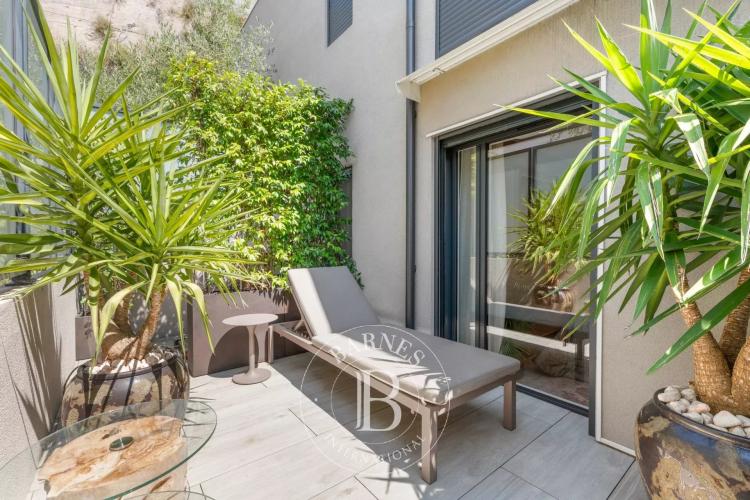 ÈZE – APPARTEMENT 4 PIÈCES – VUE MER – TERRASSES – SAUNA – DOUBLE GARAGE