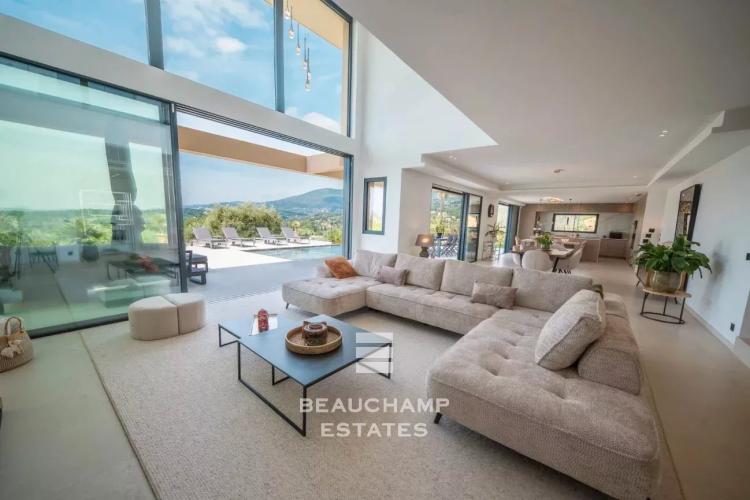 Villa Contemporaine 5 chambres vue dégagée - Opio