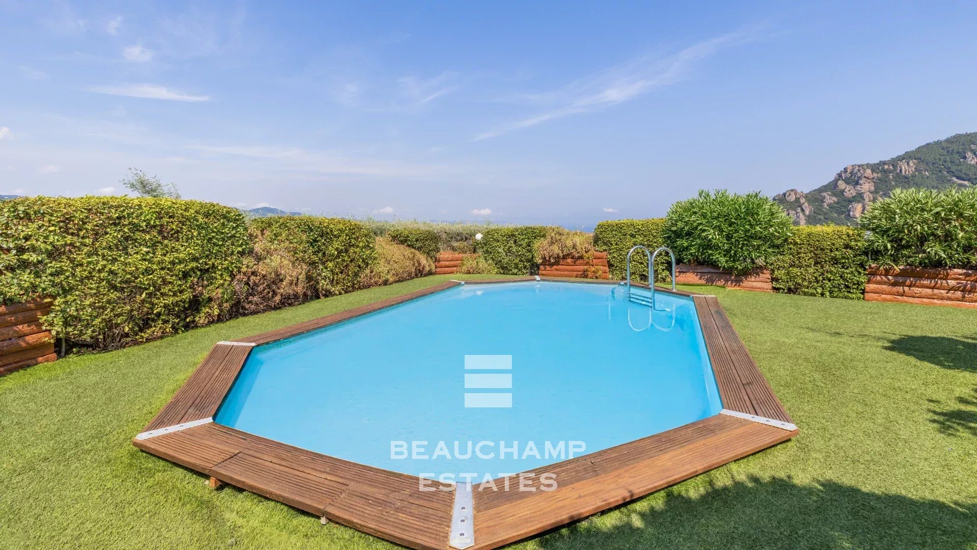Villa provençale 3 chambres avec vue mer panoramique - Fréjus