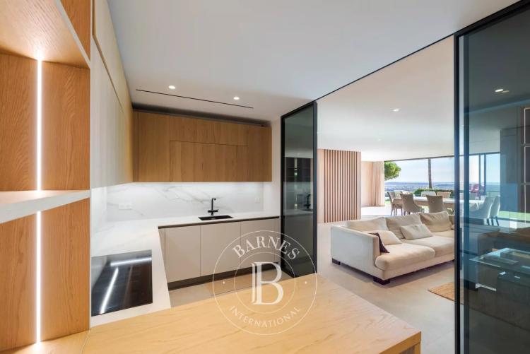 Villa d’exception clé en main avec vues panoramiques mer – Domaine privé sécurisé