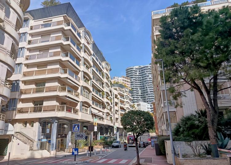 SOUS OFFRE - Le "ROCAZUR" - Boulevard d'Italie
