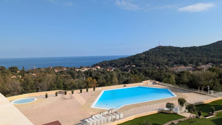 AGAY – CAP ESTÉREL – Place de parking en sous-sol au hameau