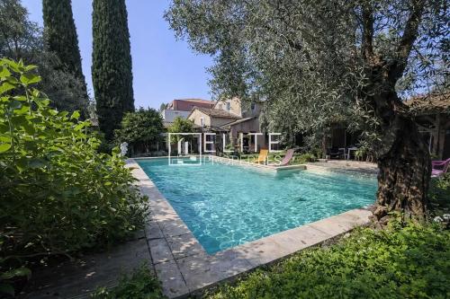 Grasse : Maison de Maître avec Potentiel Constructible Majeur !