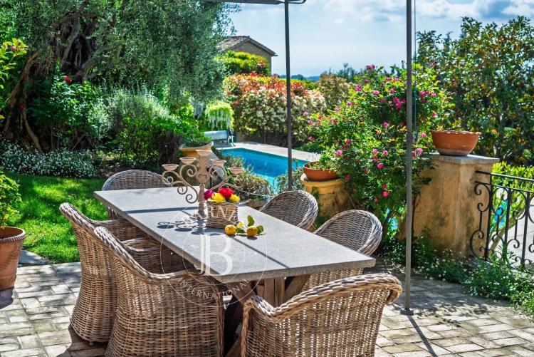 Villa, Chateauneuf-Grasse, Vue mer, Piscine, 4 chambres, studio