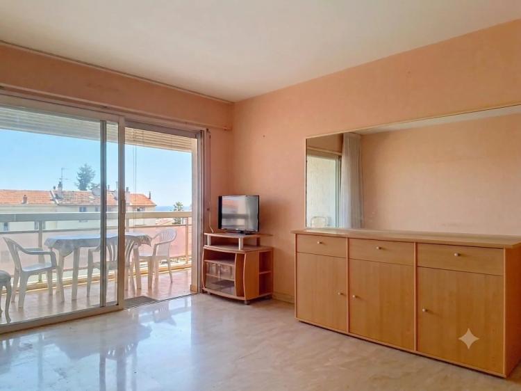 VENTE APPARTEMENT 2P - CANNES CENTRE