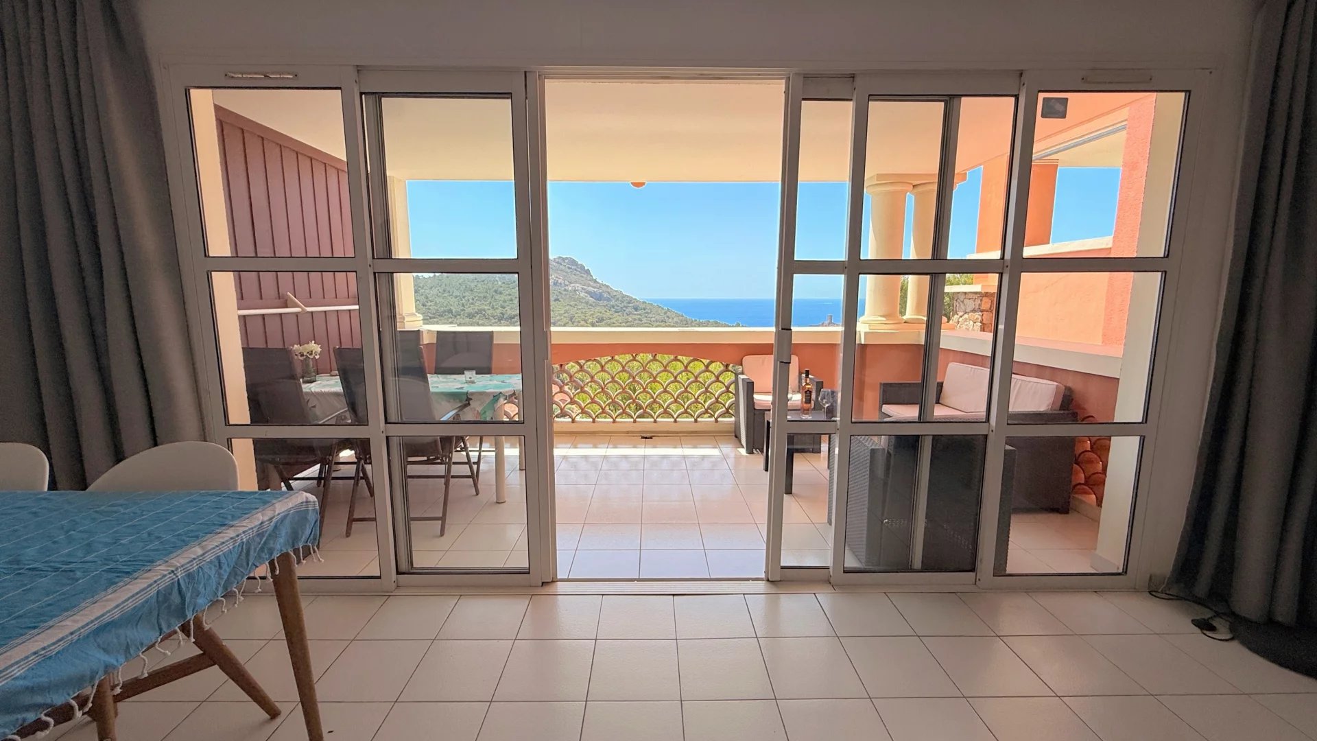 LE HAMEAU – VUE MER PANORAMIQUE SUR L'ÎLE D'OR