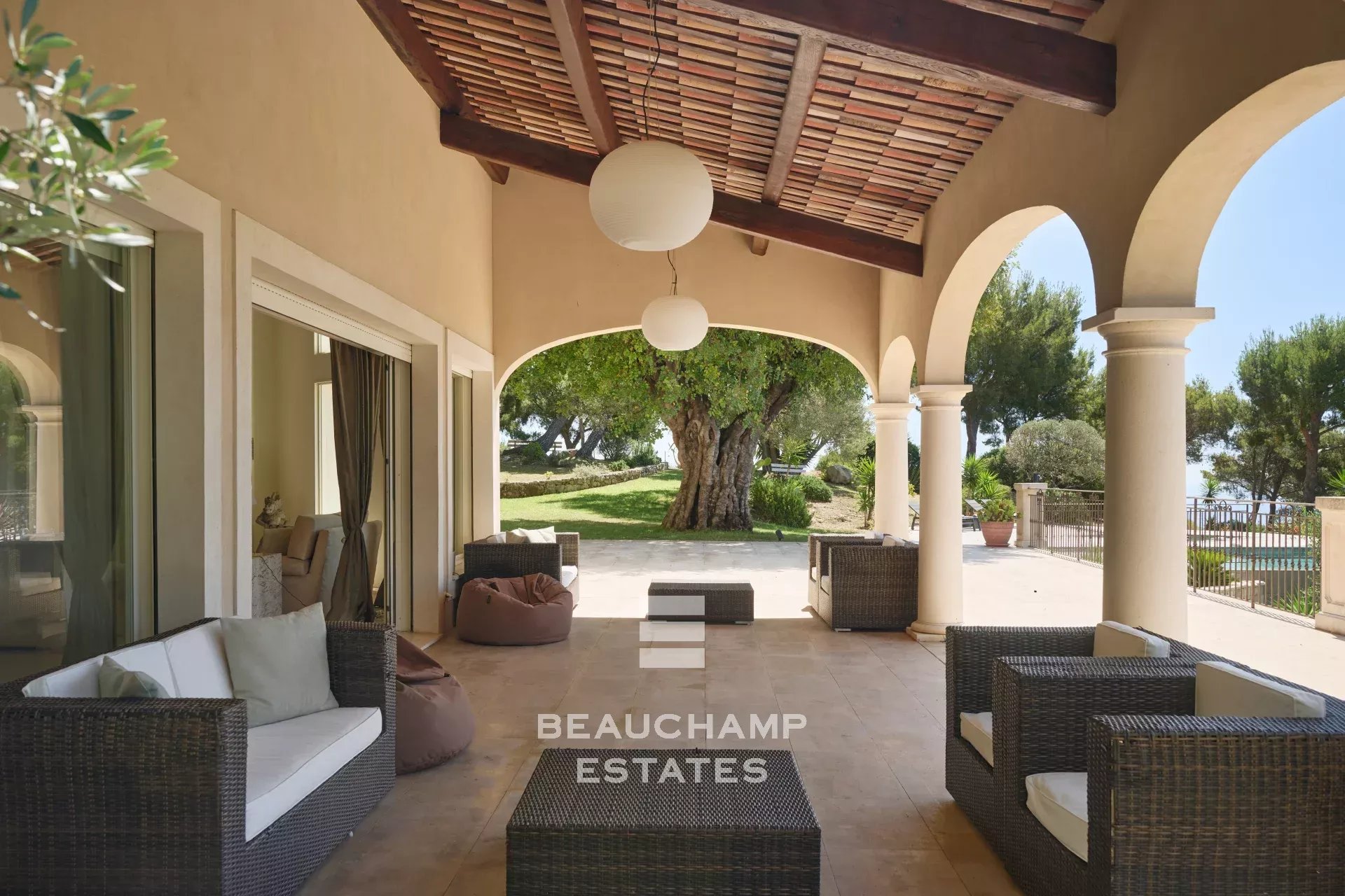 Splendide Villa Néo-Provençale à 2 min de Monaco