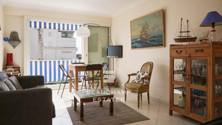 Exclusivité - Appartement 3 pièces avec vue mer - Cannes Stanislas