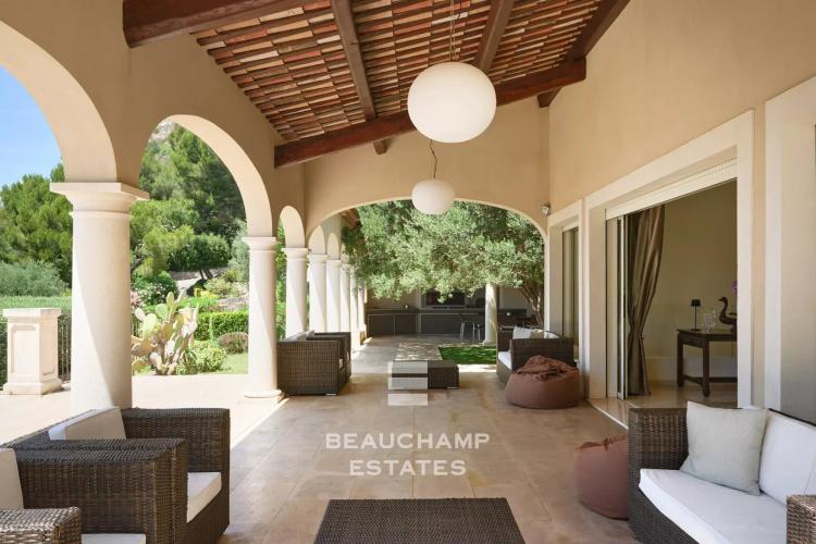 Splendide Villa Néo-Provençale à 2 min de Monaco