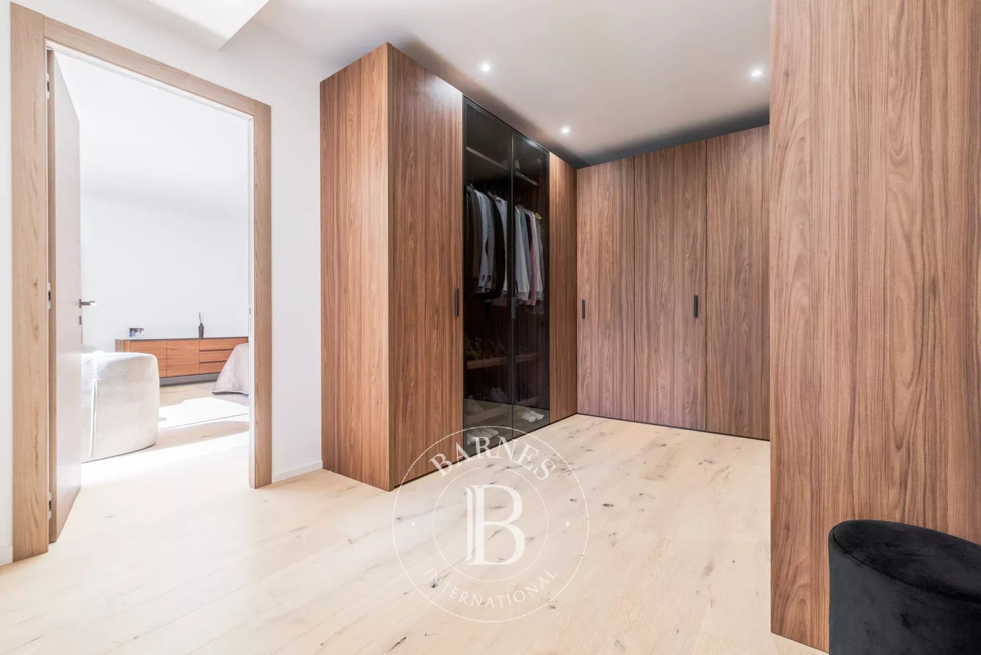 5 mn du village de Valbonne - Villa rénovée 5 chambres - Au calme absolu