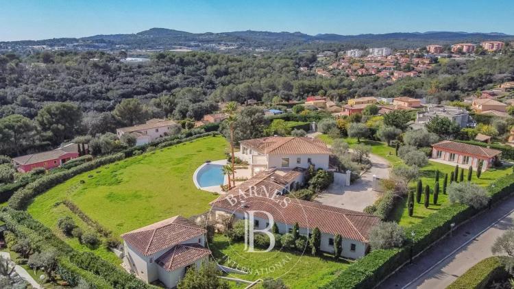 Biot - Charmante maison de plain-pied avec projet d’agrandissement