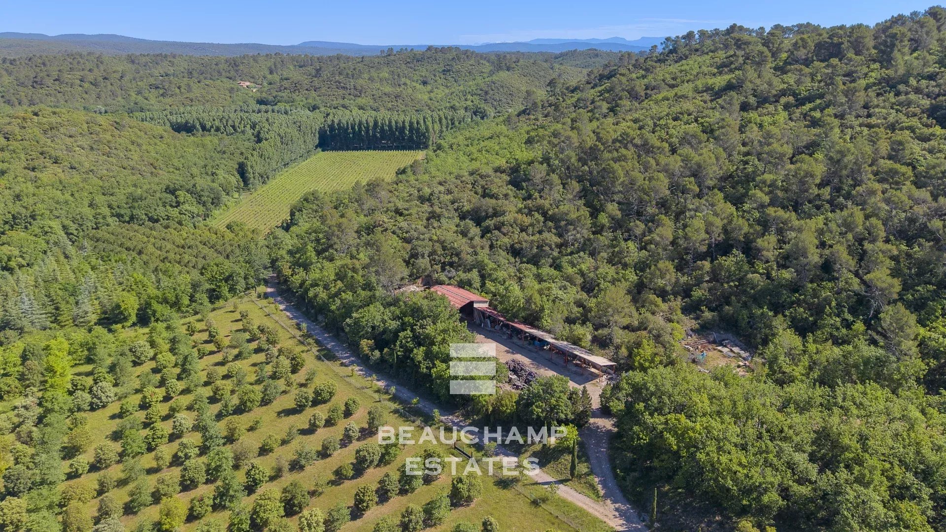 Domaine viticole d’Exception 11 chambres - Aix-en-Provence