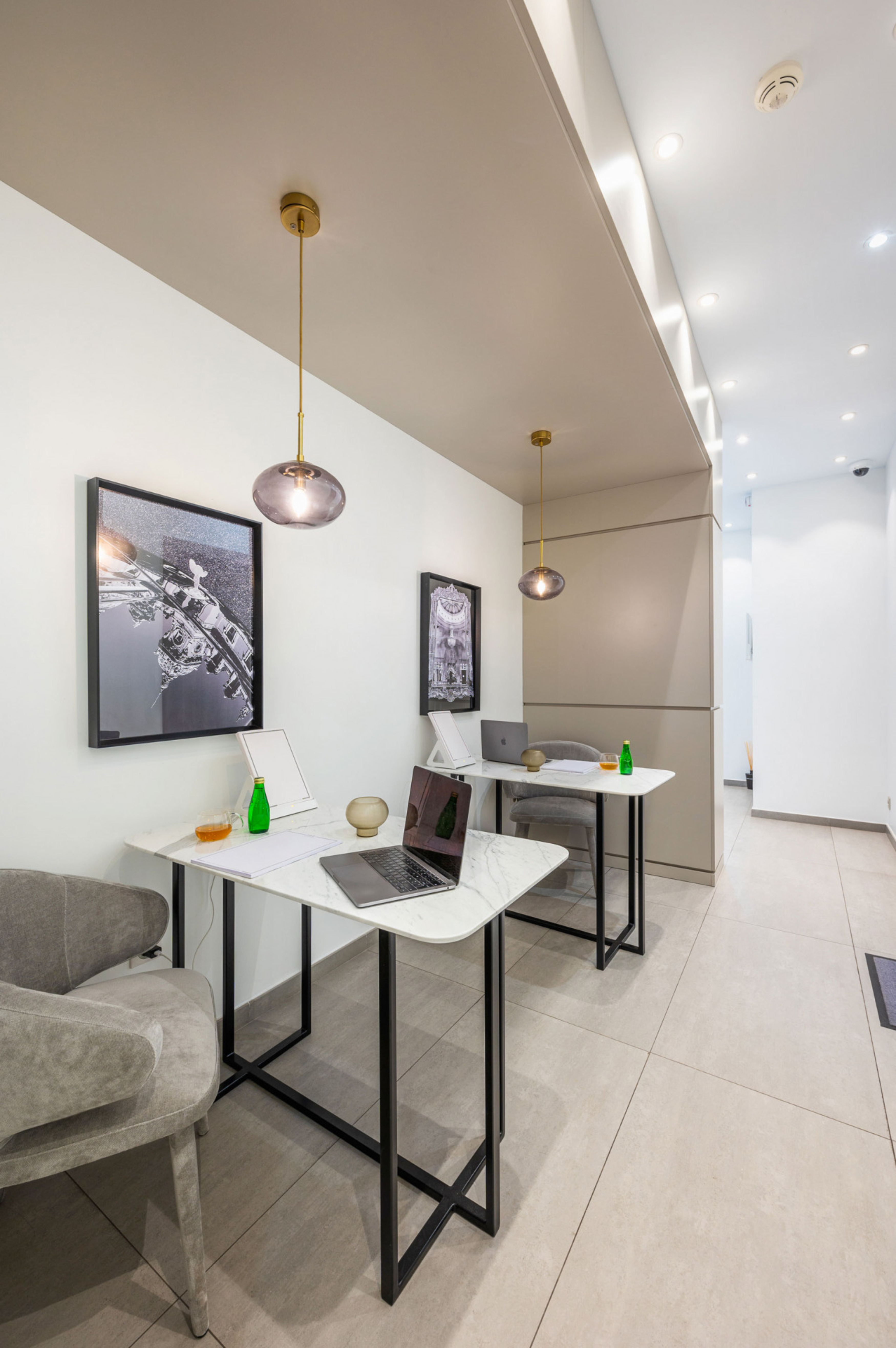 JARDIN EXOTIQUE: bureau de 10m2 en location