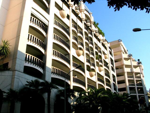 MONTE CARLO PALACE - EMPLACEMENT DE PARKING