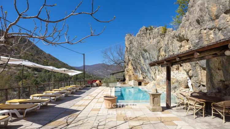 Exclusivité - Domaine privé de 12 chambres - Digne-les-Bains