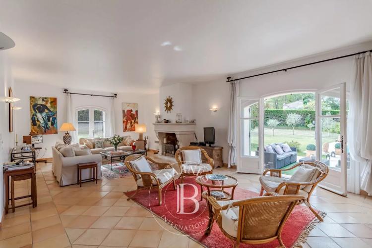 Proche de Valbonne - Villa provençale - Piscine