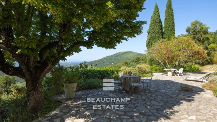 Domaine fermé provençale 11 chambres avec vue panoramique - Seillans