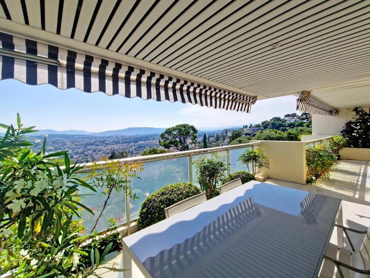LE CANNET COLLINES - GRAND APPARTEMENT T4 TRAVERSANT - PLEINE VUE MER