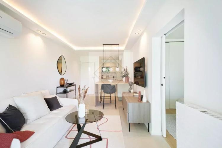 CANNES Californie - Élégant 2 pièces rénové avec vue mer et jardin
