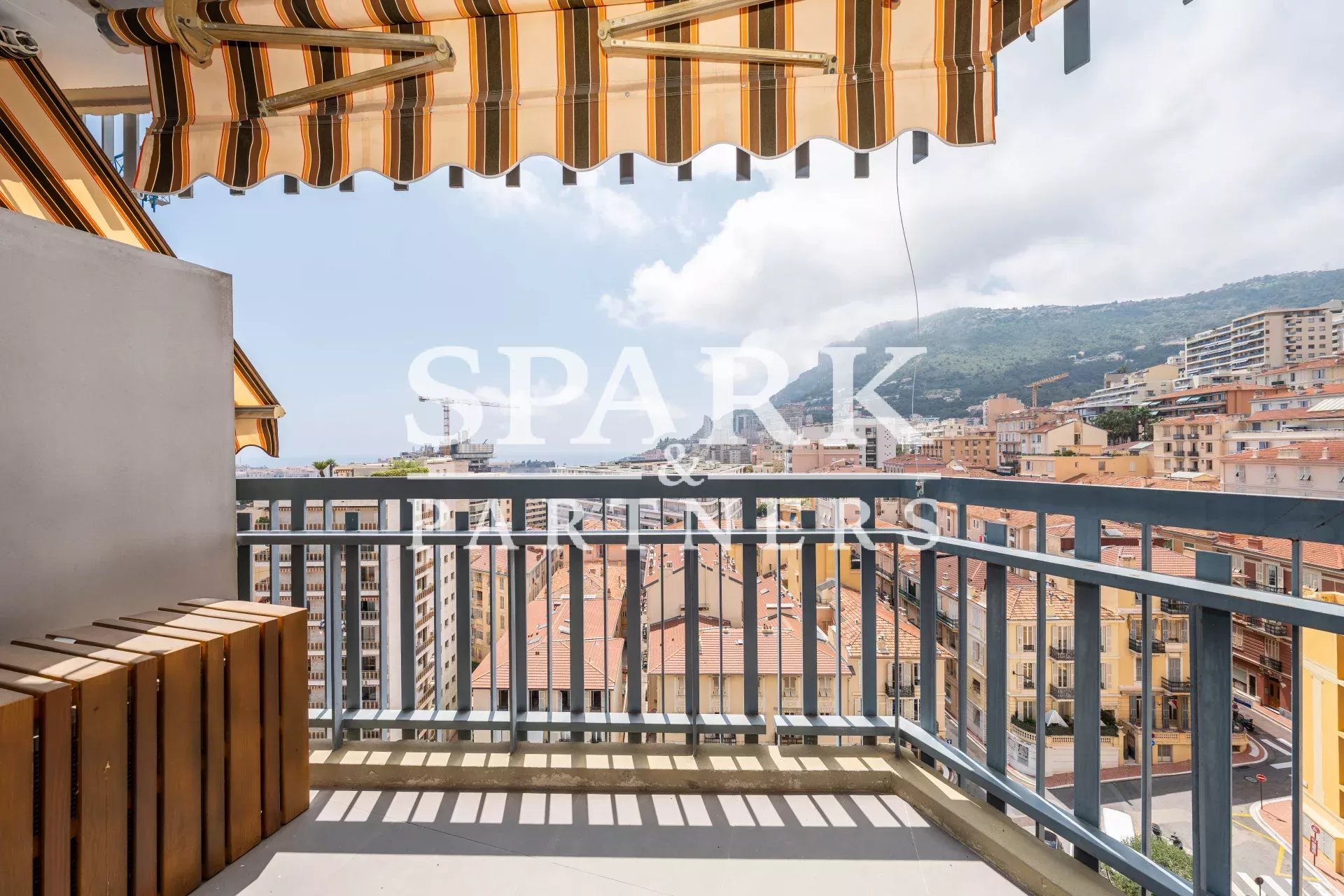 Superbe appartement de 2 pièces entièrement rénové