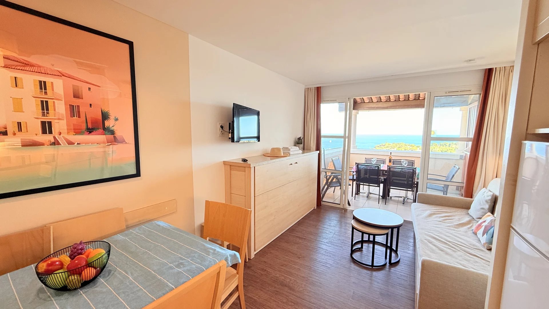 AGAY CAP ESTEREL SUPERBE T3 DUPLEX VUE MER PANORAMIQUE. PARKING PRIVE