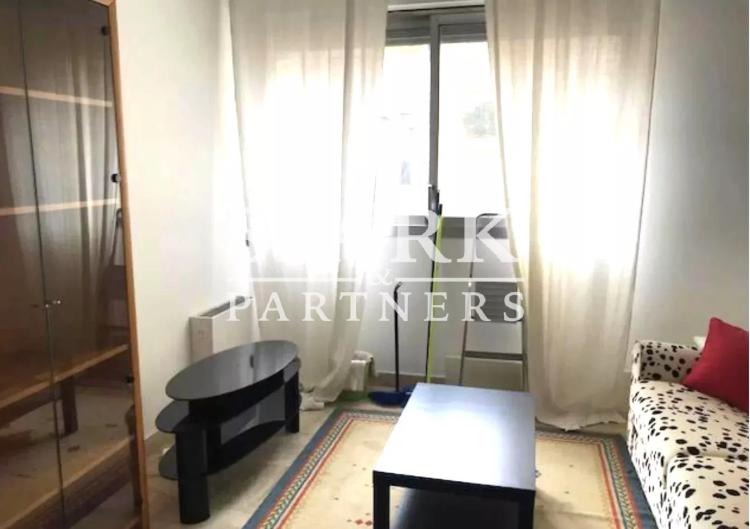 Monaco - Saint Roman - Studio a rafraichir