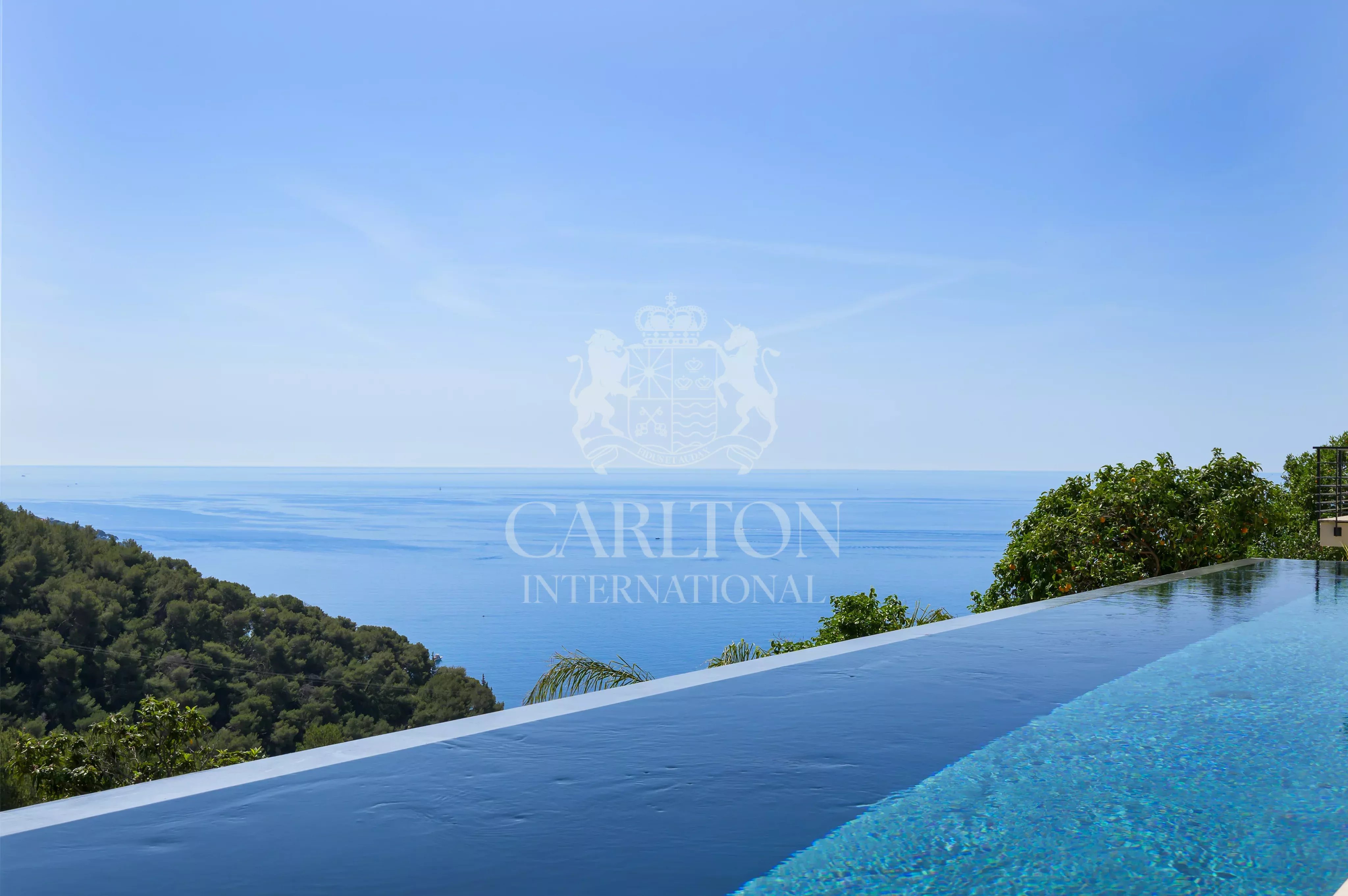 Villa contemporaine avec vue mer panoramique – Quartier du Serret, à quelques minutes de Monaco