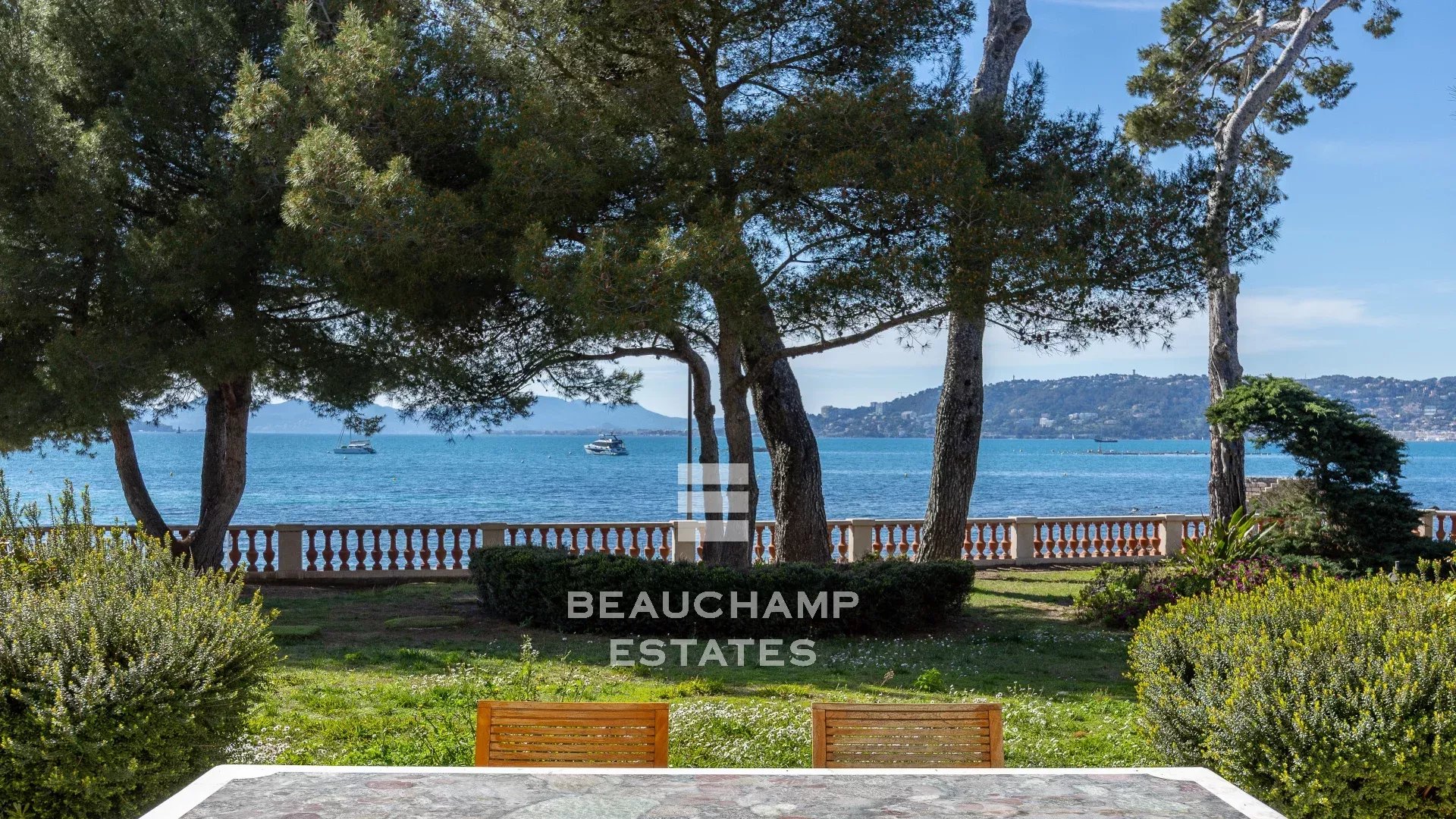 Propriété Belle Époque 8 chambres avec vue mer panoramique - Cap d'Antibes