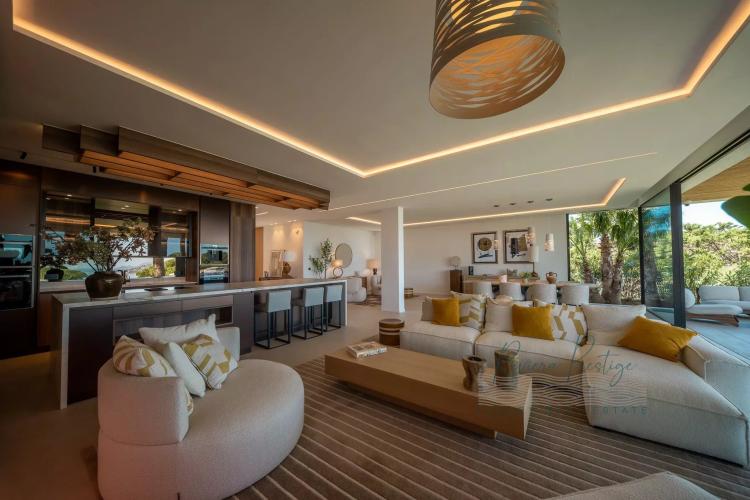 SAINTE-MAXIME - CONTEMPORAINE NEUVE VUE MER