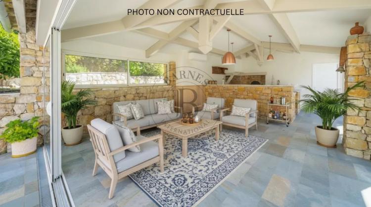 MOUGINS – DOMAINE PRIVÉ – PROCHE MOUGINS SCHOOL