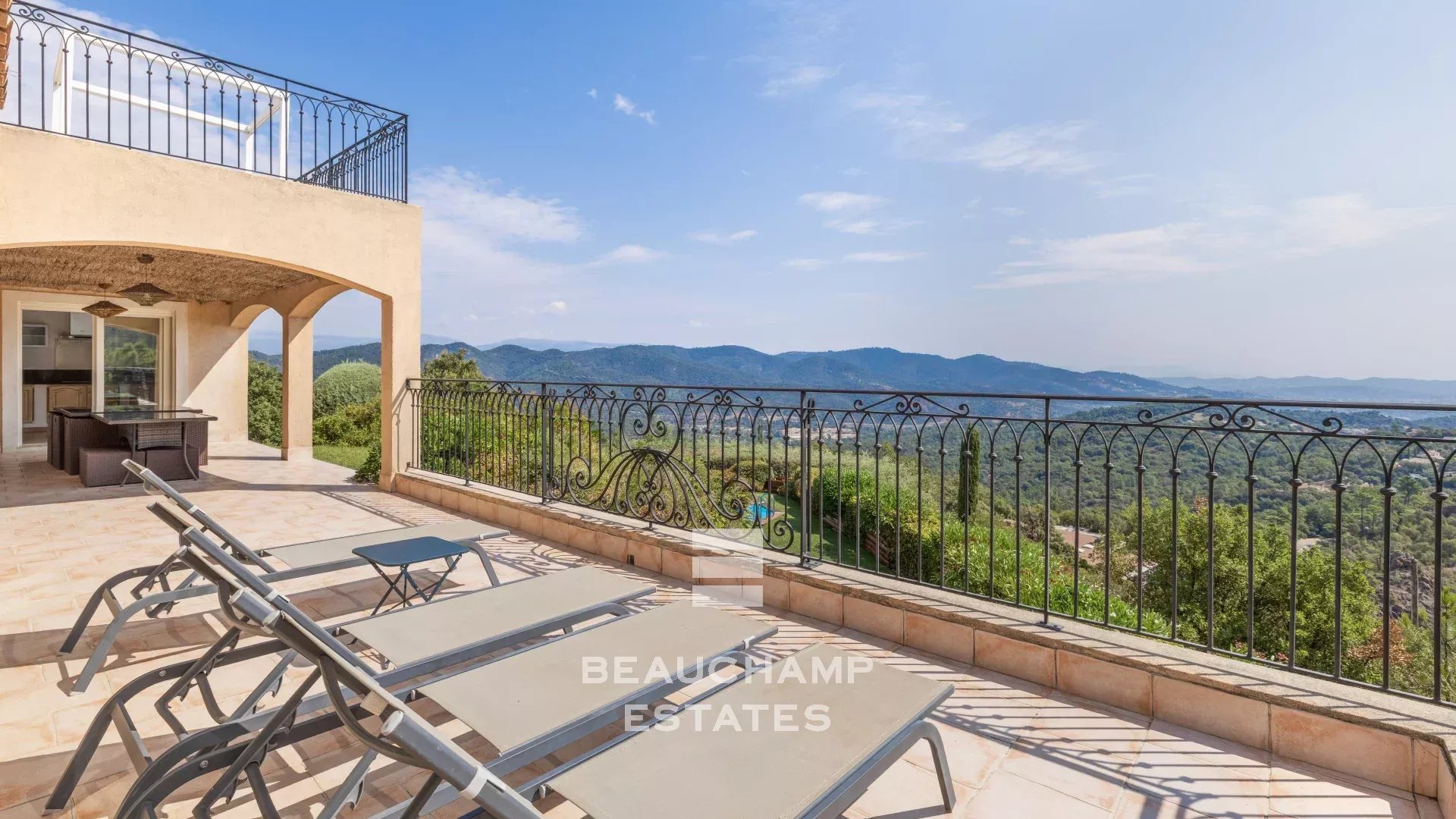 Villa provençale 3 chambres avec vue mer panoramique - Fréjus