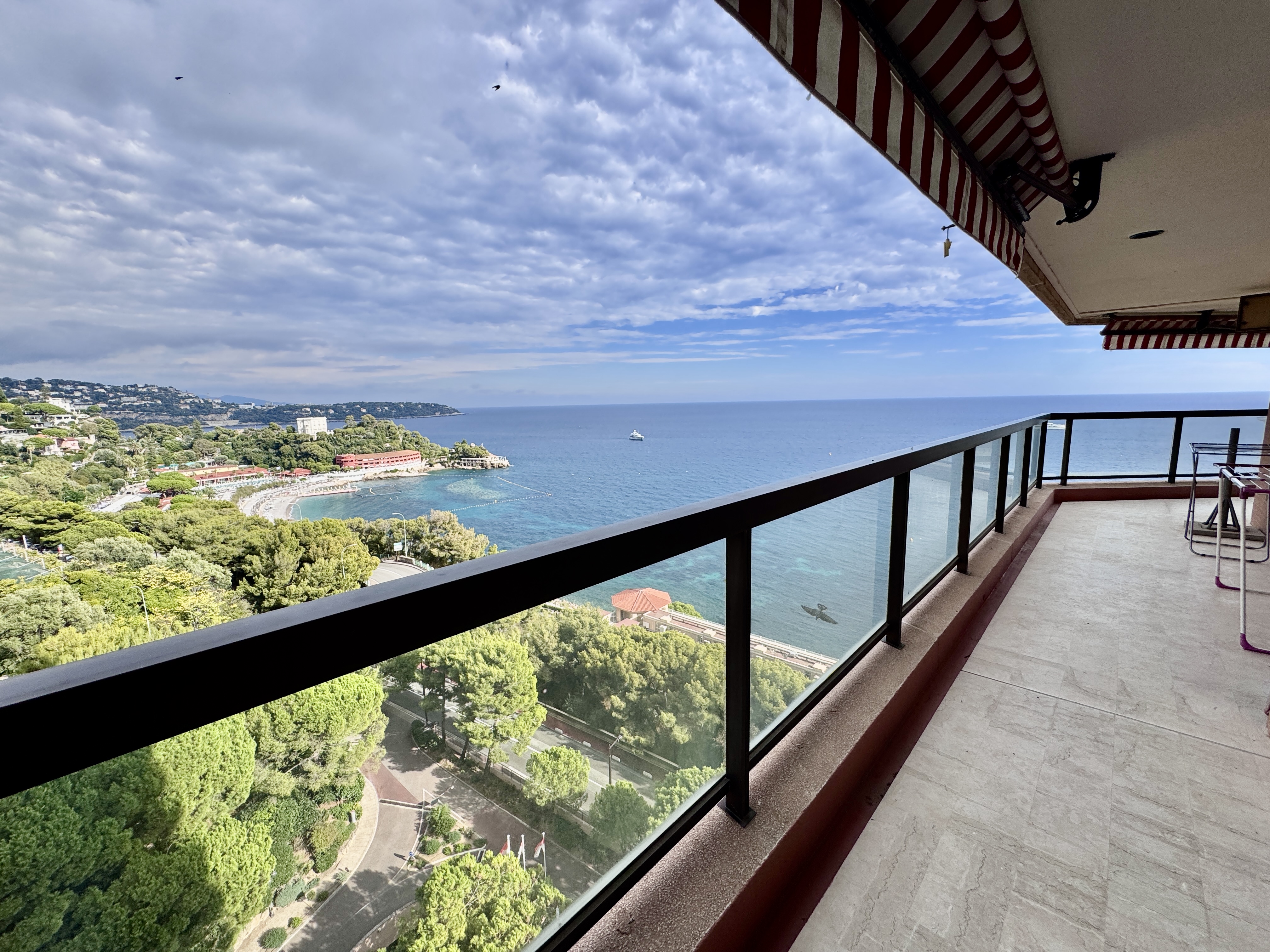 Monte Carlo Sun – Superbe 4 pièces avec vue mer panoramique