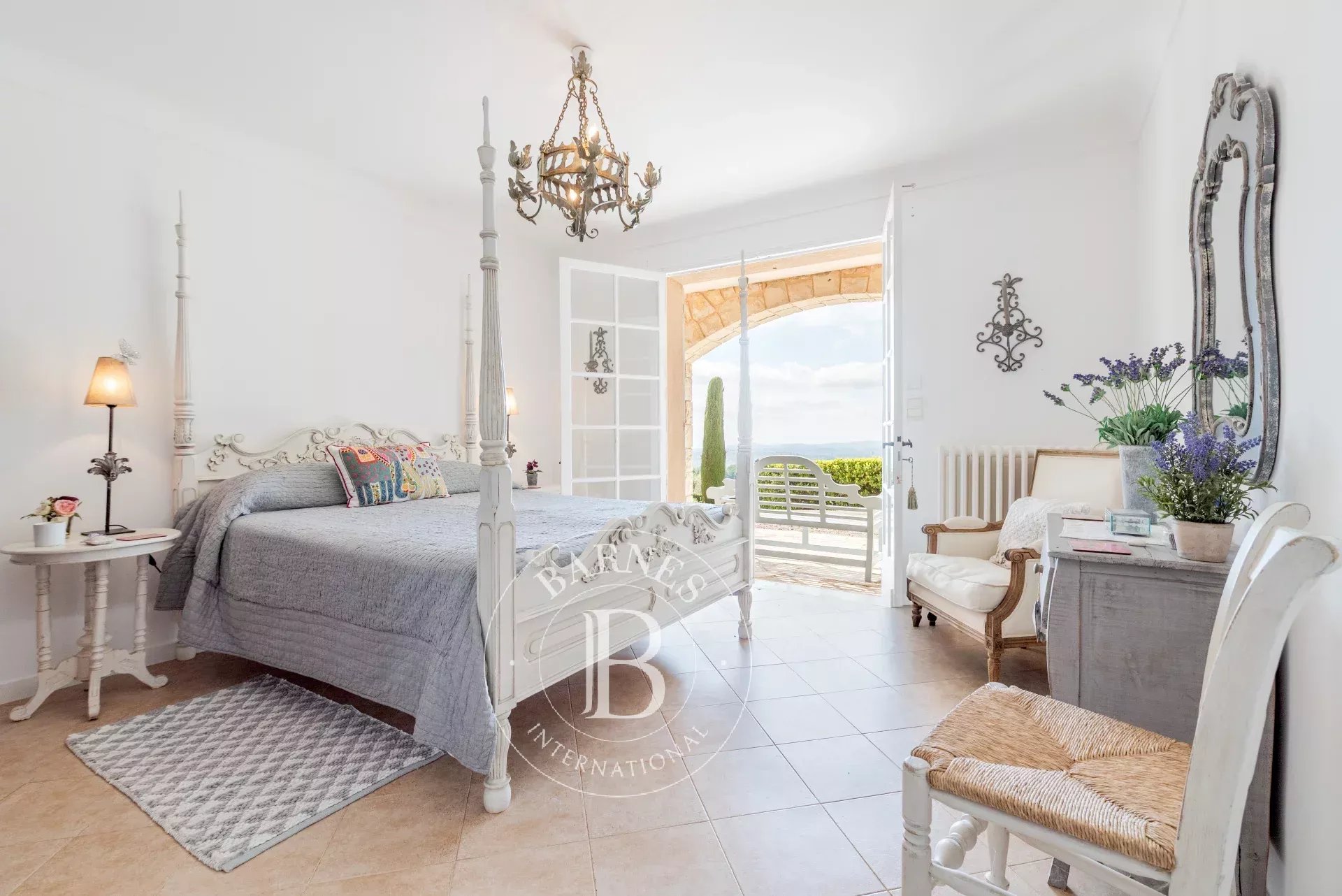 Villa, Chateauneuf-Grasse, Vue mer, Piscine, 4 chambres, studio