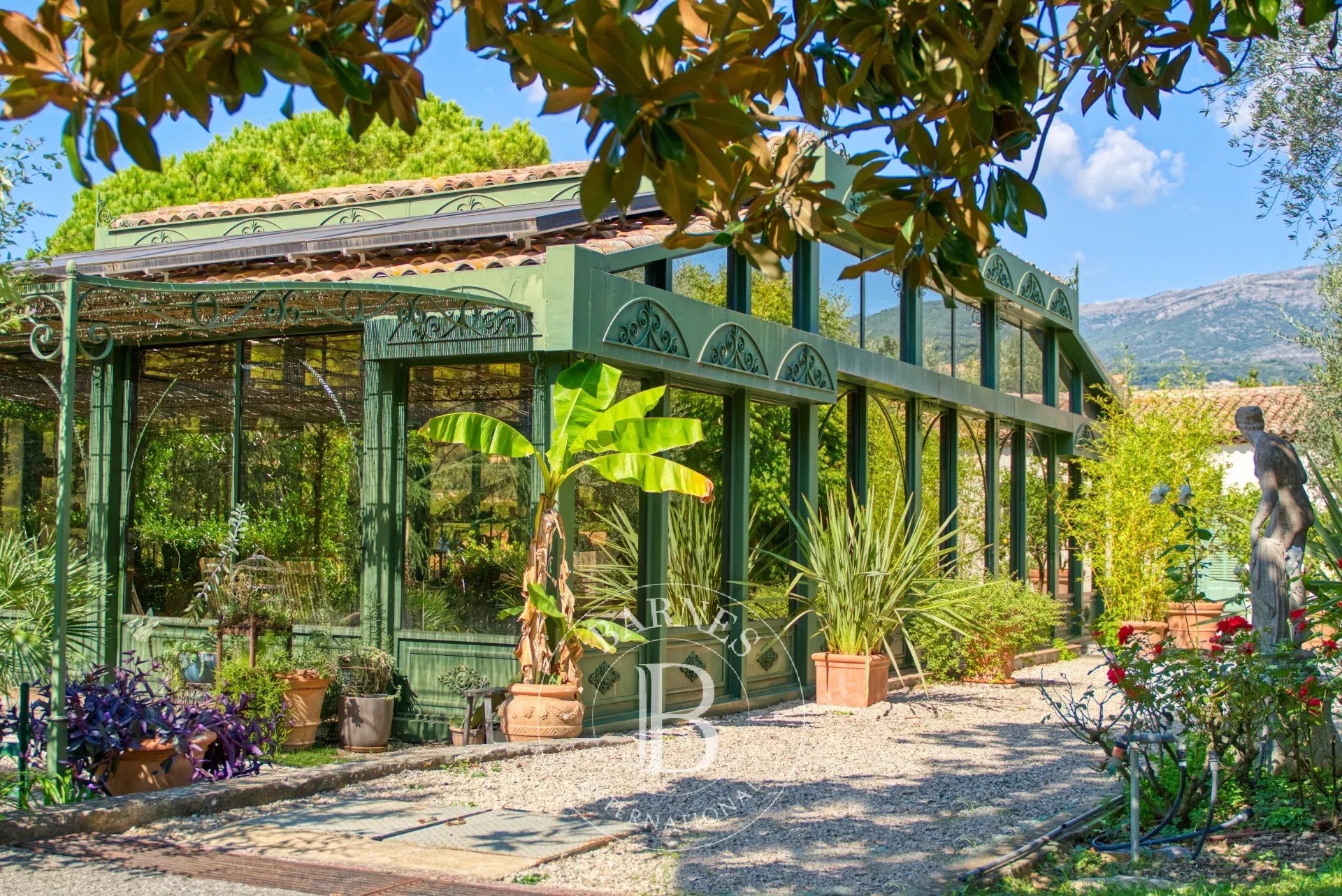 Grasse - Élégante propriété avec maison de gardien