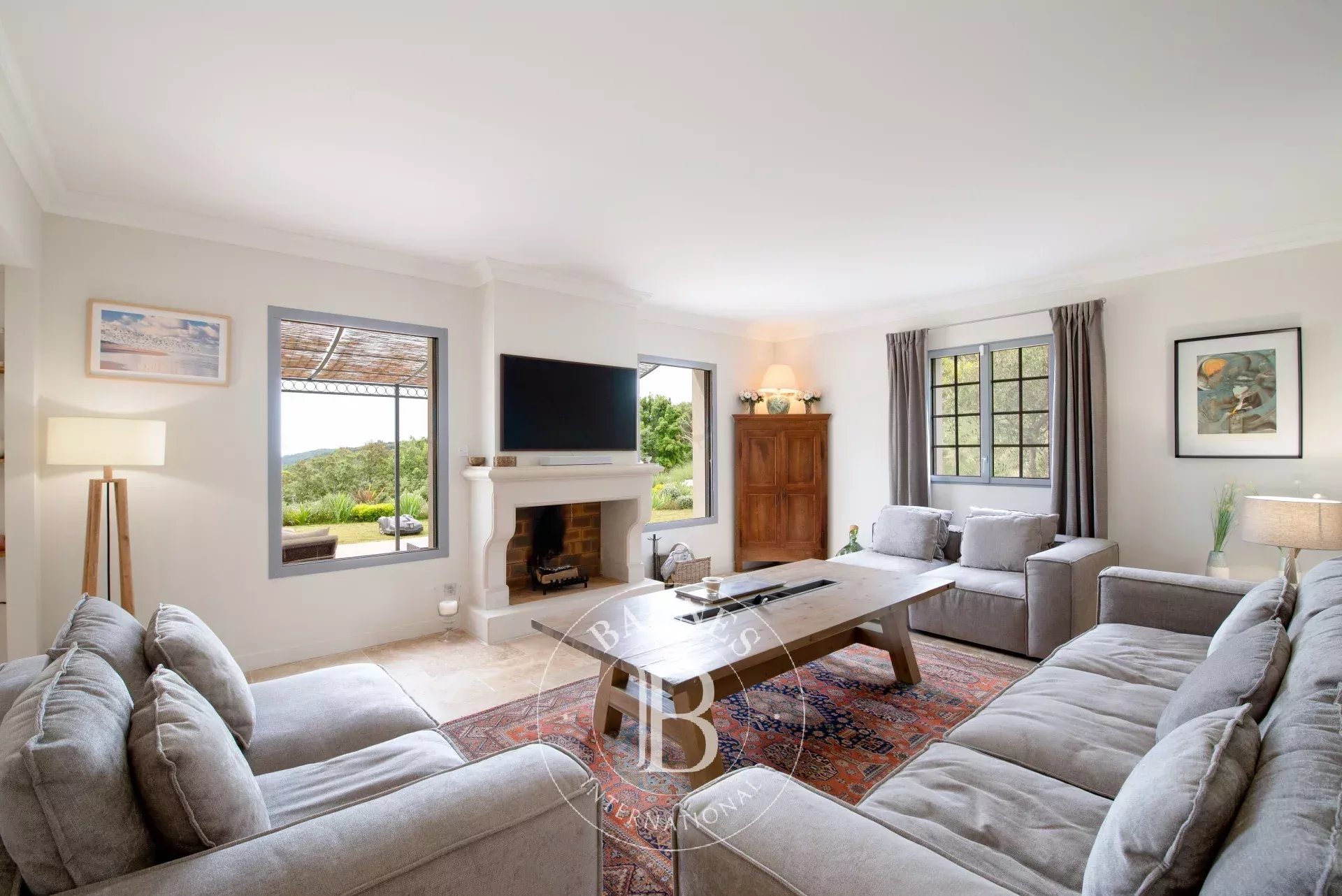 Roquefort-les-Pins - Vue panoramique mer et collines - Magnifique villa familiale neuve