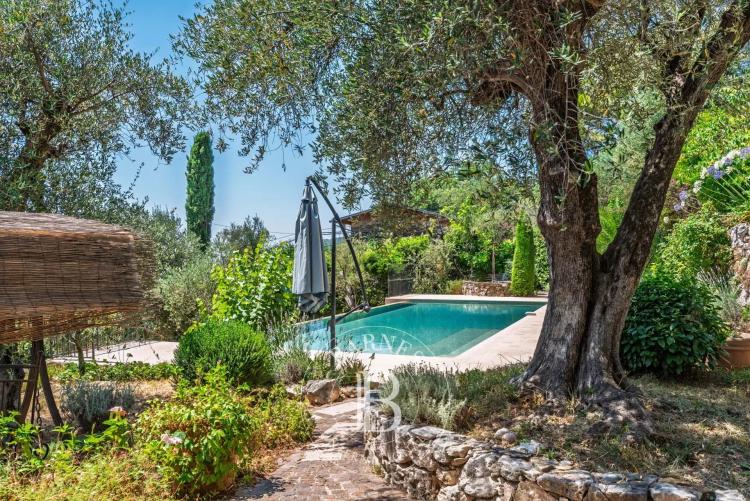Châteauneuf-Grasse - Charme et authenticité - Vue mer panoramique - À pied des commerces