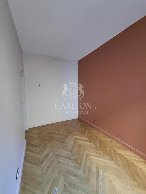 Appartement refait à neuf – Carré d’Or, Nice