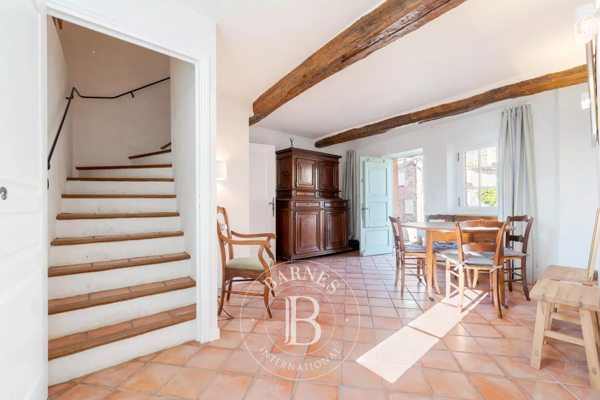 Peymeinade - Maison en pierre à pieds des commerces - 3 chambres