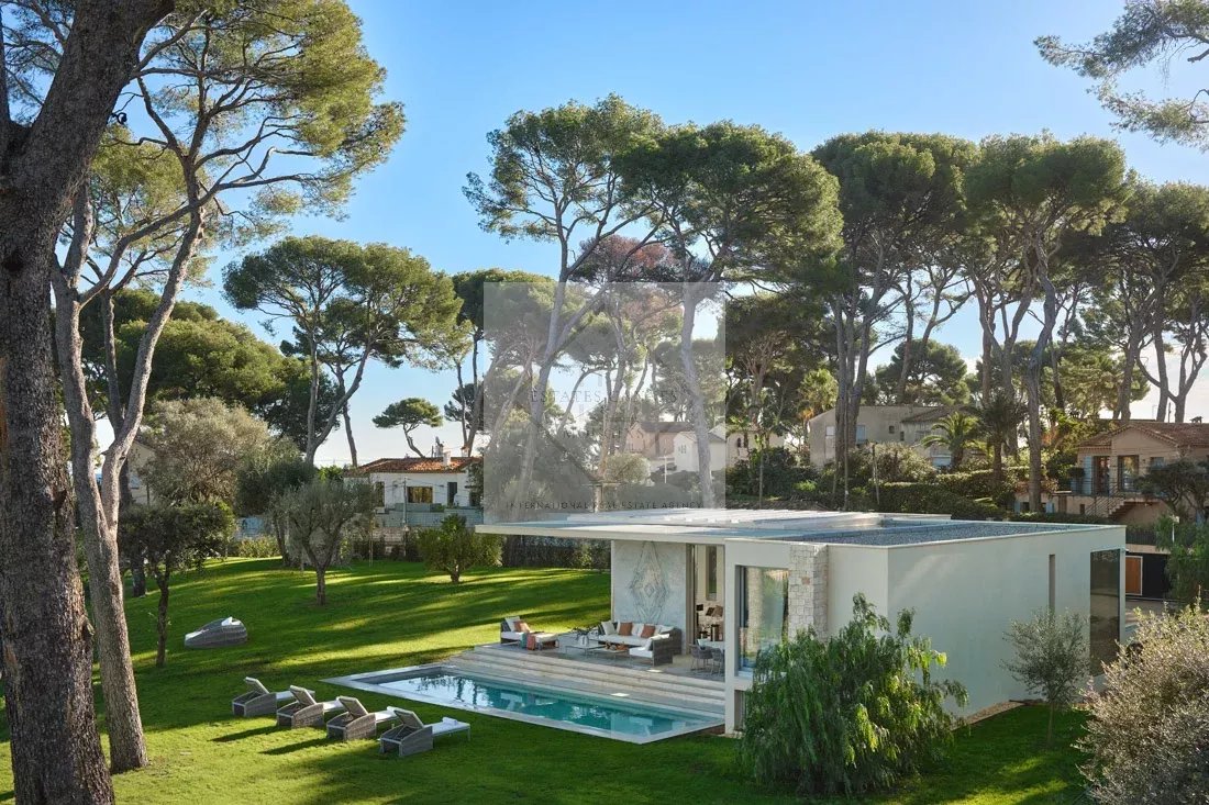 L’Art de Vivre Contemporain entre Mer & Montagnes
